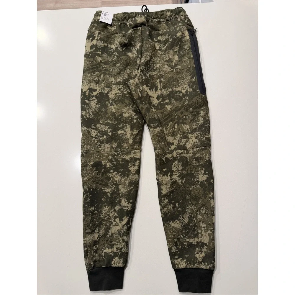 Nike tech fleece